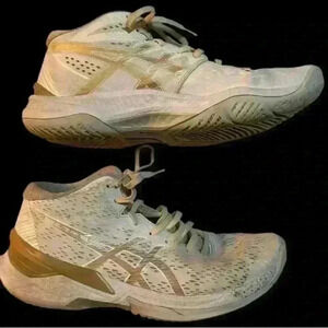 ASICS Sky Elite FF MT Women's Size 8.5 US 1052A023 White Low Top Athletic Shoes.